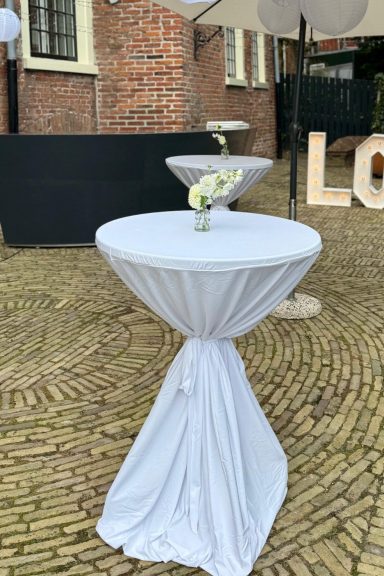 Witte statafelrokken